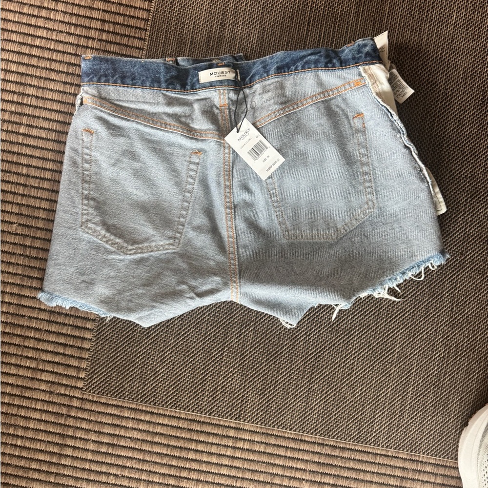 Moussy Denim Women cut-off Shorts - Picture 10 of 14